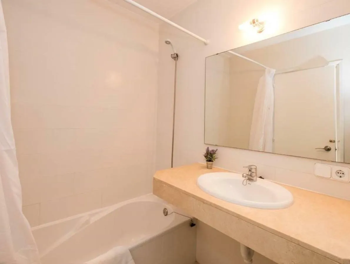 Girasol Garden Superior 2-D Apartment Son Bou